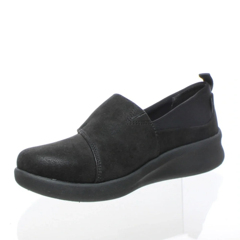 Clarks Women's Sillian 2.0 Ease Slip On Loafer - Picture 2 of 15
